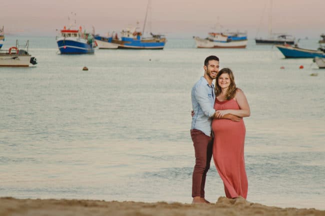 Fotografia Profissional de gravidez na baía de Cascais